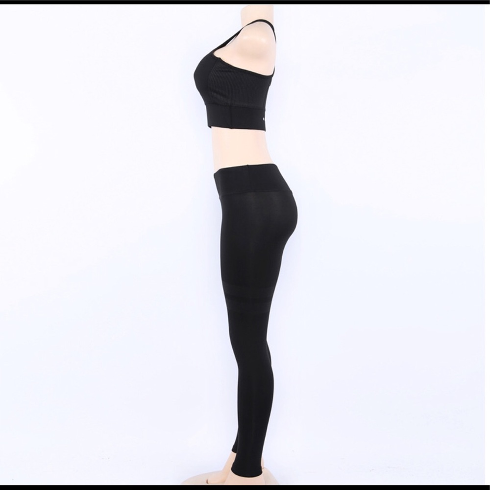 Black Sport Workout Set Yoga Running Set - Picture 8 of 8